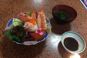 海鮮丼